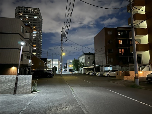 iPhone 14 Pro　レビュー　夜景画像
